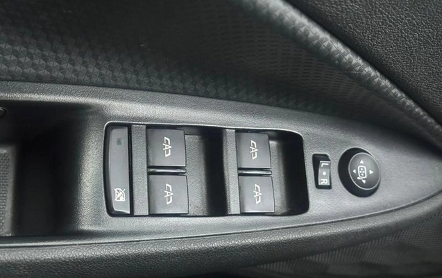 imagem-https://www.socarrao.com.br/sc-vehicle-images-prod/3105285/1786197946441-8170346_0_B_c2b722544e.jpeg