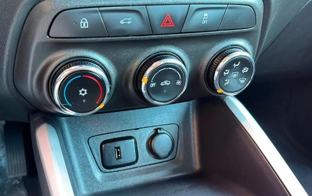 imagem-https://www.socarrao.com.br/sc-vehicle-images-prod/3105286/1786197947288-8185014_1_B_155182b345.jpeg