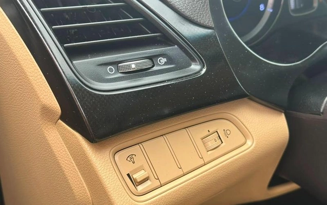 imagem-https://www.socarrao.com.br/sc-vehicle-images-prod/3105291/1786197952206-8306910_2_B_94cf079179.jpeg