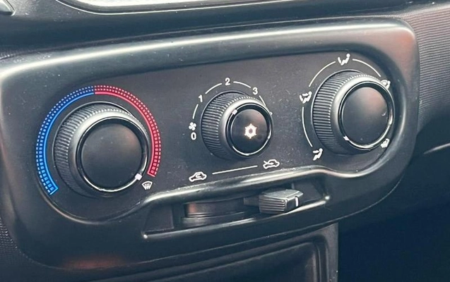 imagem-https://www.socarrao.com.br/sc-vehicle-images-prod/3105292/1786197952962-8331476_0_B_b1b1f6b089.jpeg