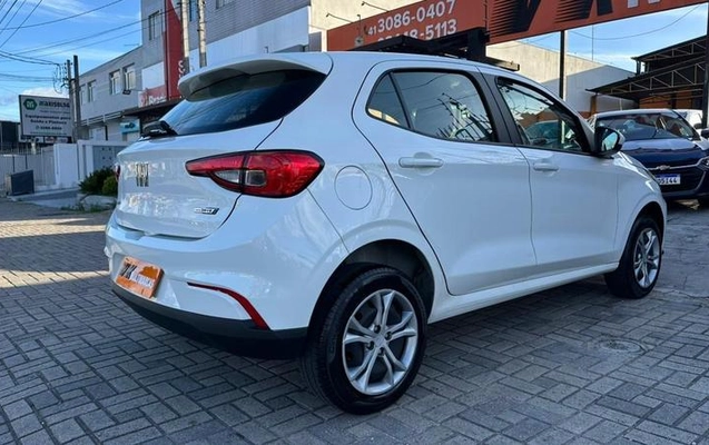 imagem-https://www.socarrao.com.br/sc-vehicle-images-prod/3105302/1786198258748-7462625_16_B_5169eca707.jpeg