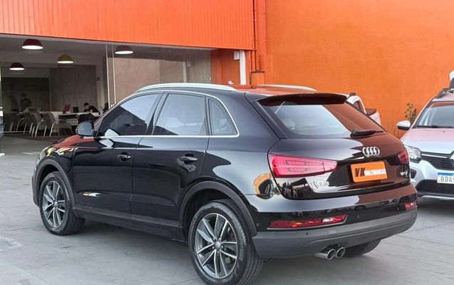 imagem-https://www.socarrao.com.br/sc-vehicle-images-prod/3105308/1786198451389-7695116_13_B_bce1b61541.jpeg