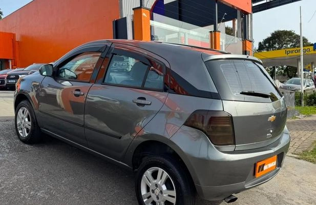 imagem-https://www.socarrao.com.br/sc-vehicle-images-prod/3105316/1786198584461-8184862_8_B_b2f6034ddb.jpeg