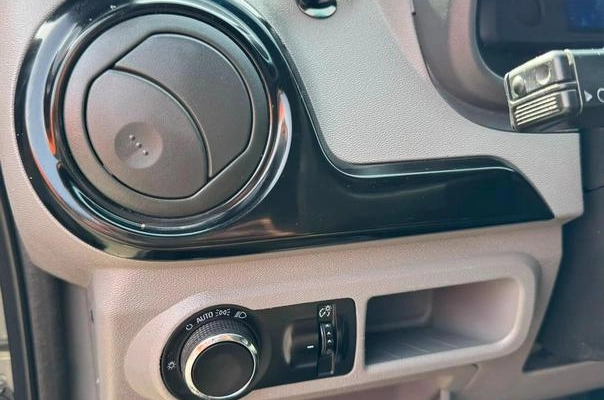 imagem-https://www.socarrao.com.br/sc-vehicle-images-prod/3105316/1786198584474-8184862_3_B_1b38c2b5af.jpeg