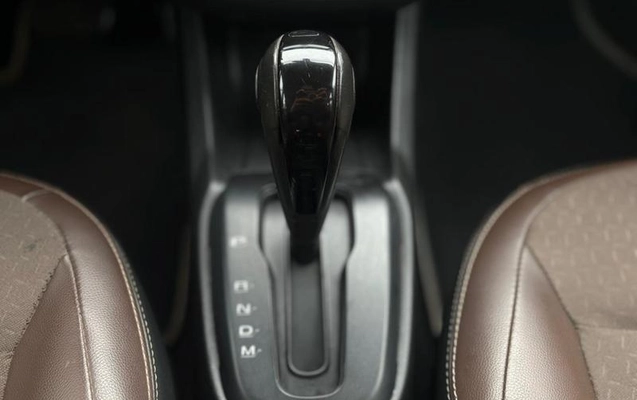 imagem-https://www.socarrao.com.br/sc-vehicle-images-prod/3105321/1786198650293-8122016_0_B_c370409576.jpeg