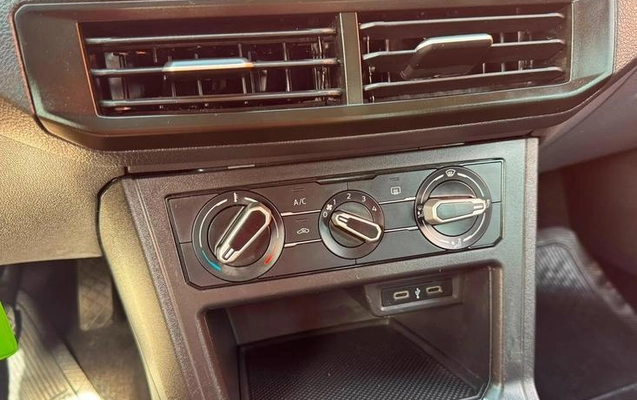 imagem-https://www.socarrao.com.br/sc-vehicle-images-prod/3105337/1786199020578-8340841_6_B_e2429b4940.jpeg