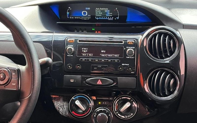 imagem-https://www.socarrao.com.br/sc-vehicle-images-prod/3105349/1786199240105-8093367_1_B_5d1af08433.jpeg