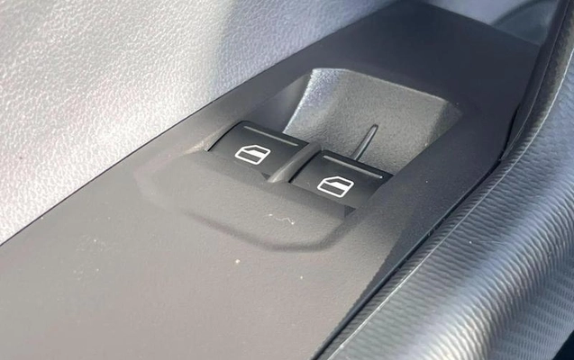 imagem-https://www.socarrao.com.br/sc-vehicle-images-prod/3105352/1786199301367-8302505_5_B_92196d0ec2.jpeg