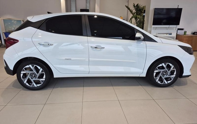 imagem-https://www.socarrao.com.br/sc-vehicle-images-prod/3105353/1787141950626-8311124_13_B_0b6e0cf09d.jpeg
