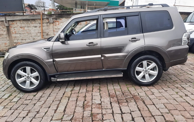 imagem-https://www.socarrao.com.br/sc-vehicle-images-prod/3105368/1786199656384-V2hhdHNBcHAgSW1hZ2UgMjAyNi0wOC0wOCBhdCAxMC4xNS4wMi5qcGVn.jpeg