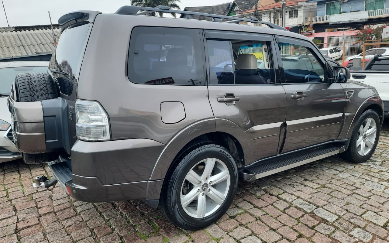 imagem-https://www.socarrao.com.br/sc-vehicle-images-prod/3105368/1786199656588-V2hhdHNBcHAgSW1hZ2UgMjAyNi0wOC0wOCBhdCAxMC4xNS4wMy5qcGVn.jpeg