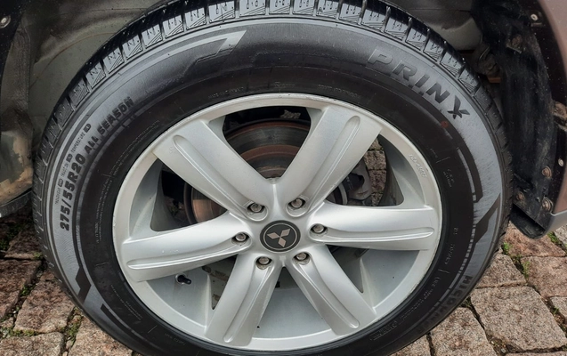imagem-https://www.socarrao.com.br/sc-vehicle-images-prod/3105368/1786199656691-V2hhdHNBcHAgSW1hZ2UgMjAyNi0wOC0wOCBhdCAxMC4xNS4wNCAoMSkuanBlZw.jpeg