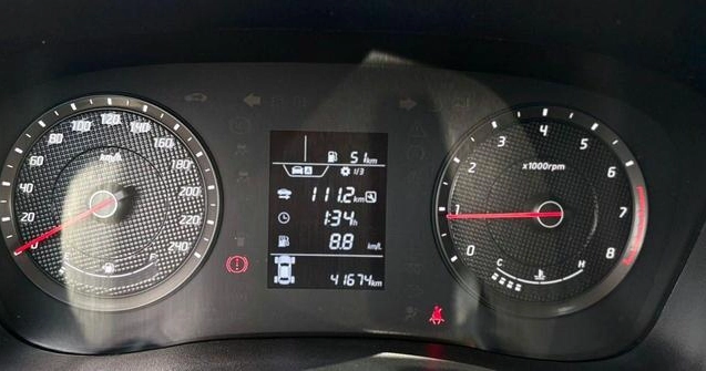 imagem-https://www.socarrao.com.br/sc-vehicle-images-prod/3105375/1786199800060-8023023_0_B_cd4251d7fd.jpeg