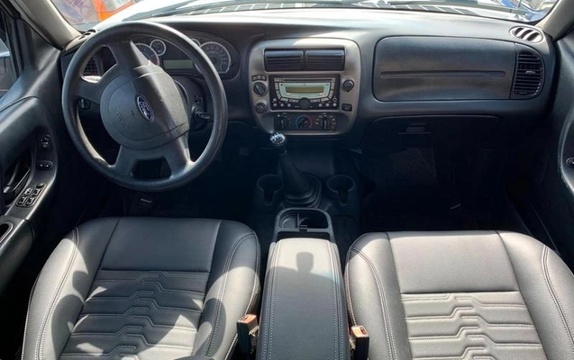 imagem-https://www.socarrao.com.br/sc-vehicle-images-prod/3105407/1786376920997-8174544_12_B_d53adb6e23.jpeg