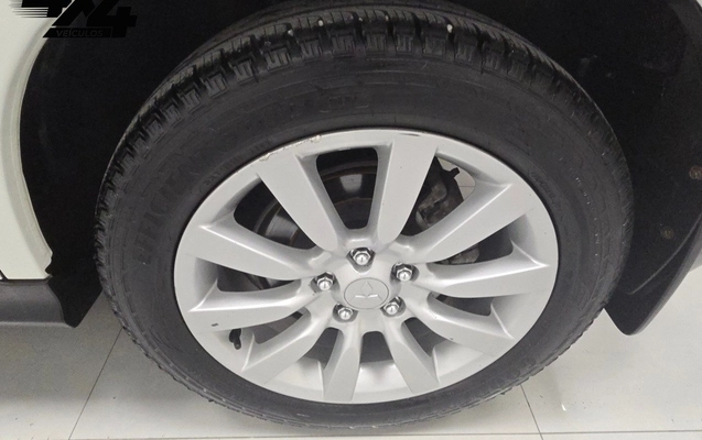 imagem-https://www.socarrao.com.br/sc-vehicle-images-prod/3105410/1789758559916-7c4d87b4ec18499c99f5bea865a0ad13_1786191412018.jpg