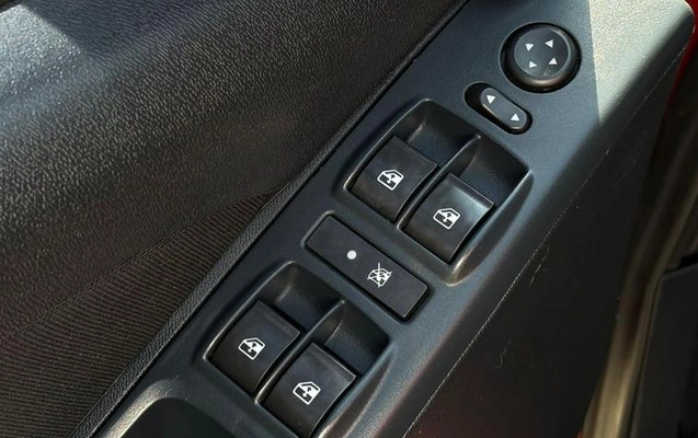 imagem-https://www.socarrao.com.br/sc-vehicle-images-prod/3105425/1786200453917-7749651_9_B_6e1dbe1dfc.jpeg