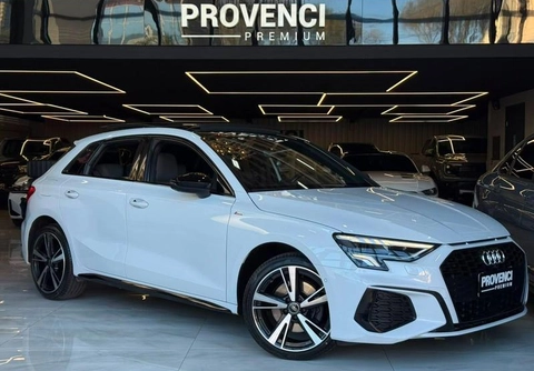 Audi A3 2023 Branco — foto 1 de 3