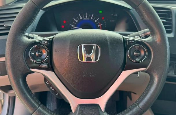 imagem-https://www.socarrao.com.br/sc-vehicle-images-prod/3105481/1786201123261-8282233_7_B_29e4c06260.jpeg