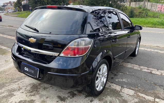 imagem-https://www.socarrao.com.br/sc-vehicle-images-prod/3105483/1786201155012-SU1HXzk3NzEuanBlZw.jpeg