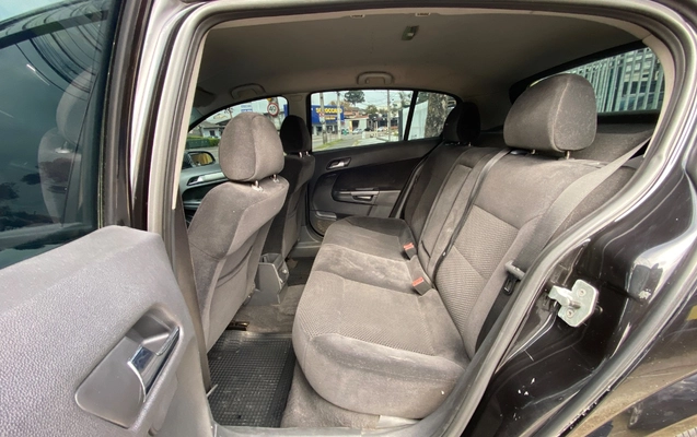 imagem-https://www.socarrao.com.br/sc-vehicle-images-prod/3105483/1786201155288-SU1HXzk3NzUuanBlZw.jpeg
