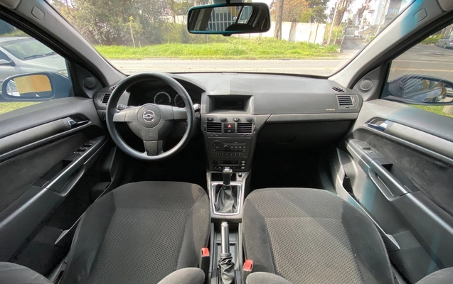 imagem-https://www.socarrao.com.br/sc-vehicle-images-prod/3105483/1786201155532-SU1HXzk3NzkuanBlZw.jpeg