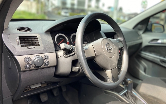 imagem-https://www.socarrao.com.br/sc-vehicle-images-prod/3105483/1786201155725-SU1HXzk3ODIuanBlZw.jpeg