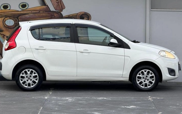 imagem-https://www.socarrao.com.br/sc-vehicle-images-prod/3105485/1789161084708-8341250_10_B_a2c4b7054f.jpeg