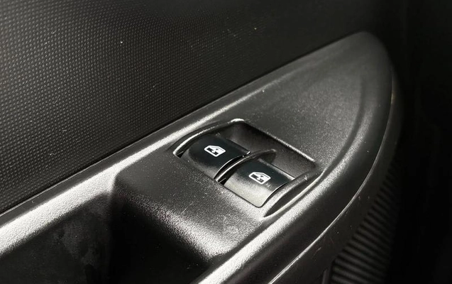 imagem-https://www.socarrao.com.br/sc-vehicle-images-prod/3105488/1786201308201-8359029_1_B_73f98fcff3.jpeg