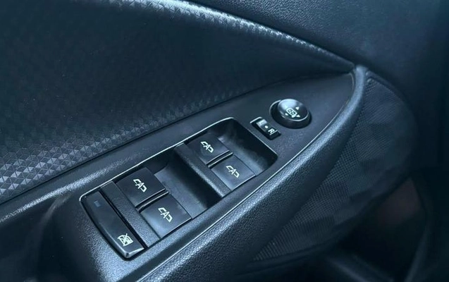 imagem-https://www.socarrao.com.br/sc-vehicle-images-prod/3105497/1786201498555-8266914_8_B_30e270addb.jpeg
