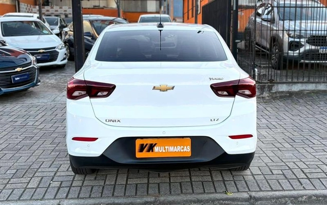 imagem-https://www.socarrao.com.br/sc-vehicle-images-prod/3105497/1786201498565-8266914_15_B_44ea9b51e1.jpeg