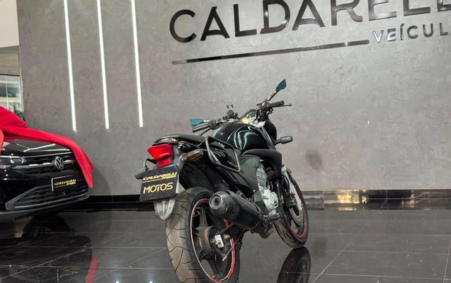 imagem-https://www.socarrao.com.br/sc-vehicle-images-prod/3105502/1788467431236-8360815_5_B_7c1643d3d4.jpeg