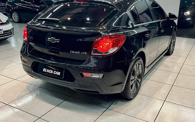 imagem-https://www.socarrao.com.br/sc-vehicle-images-prod/3105504/1786201689103-63a49a479c1a4f0da85eaae7771d00e2_1785268495914.jpg