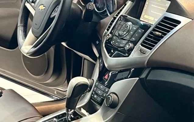 imagem-https://www.socarrao.com.br/sc-vehicle-images-prod/3105504/1786201689107-fc36176db3804ea68ca26d0a1b423514_1785268495927.jpg