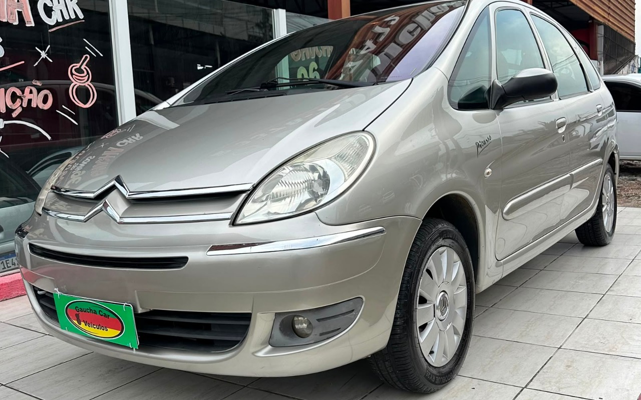 Citroën Xsara Picasso 2012 Bege — foto 1 de 3