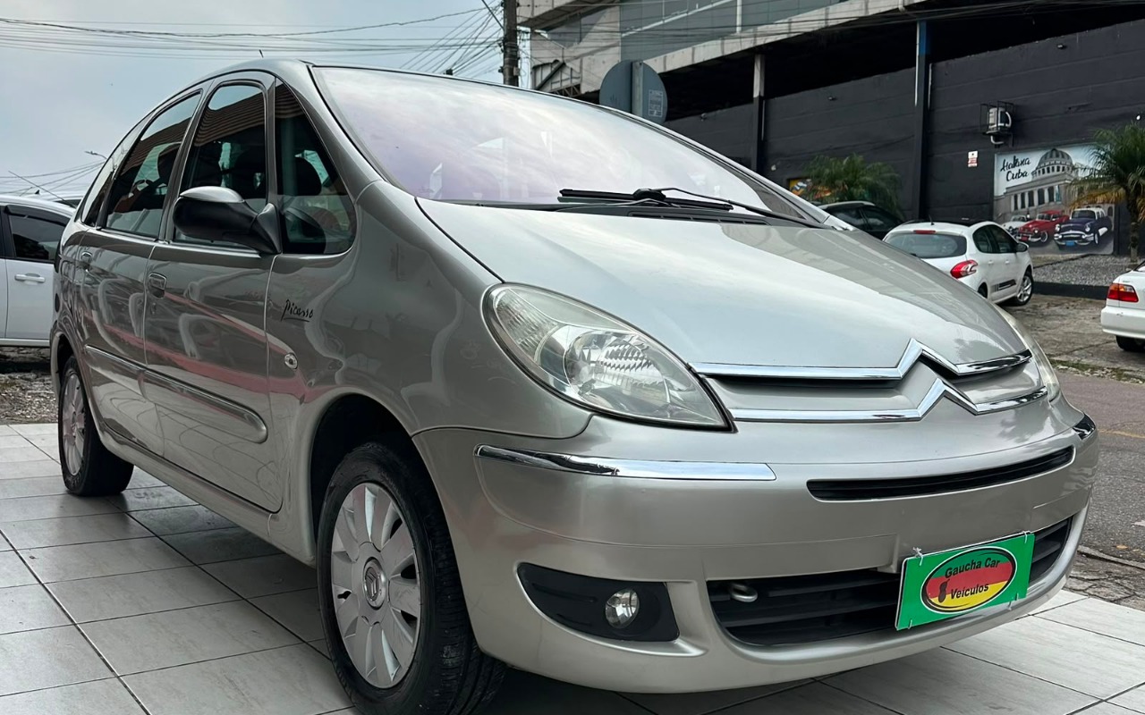 imagem-https://www.socarrao.com.br/sc-vehicle-images-prod/3105520/1786628797296-NGQyMzhkYTctYjZiNS00NTQyLTgwNjAtYzc5NjI0Mzc0MjI2LmpwZw.jpg
