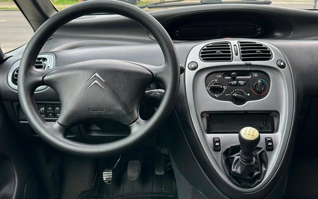 imagem-https://www.socarrao.com.br/sc-vehicle-images-prod/3105520/1786628797414-ZjVkNGE3MDUtNDQwYy00YTg3LTg4ODktMjQ3YjNkOTZlMzM0LmpwZw.jpg