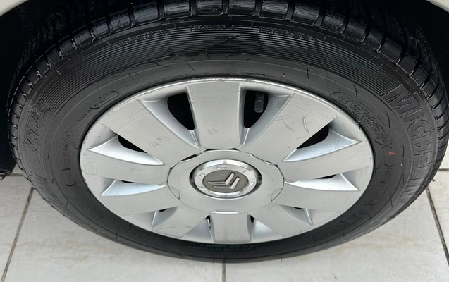 imagem-https://www.socarrao.com.br/sc-vehicle-images-prod/3105520/1786628797653-MzAxMzFjOTMtYjMxNi00ZTE4LWE3NzEtYTFkNzE4MWI4ZDBhLmpwZw.jpg