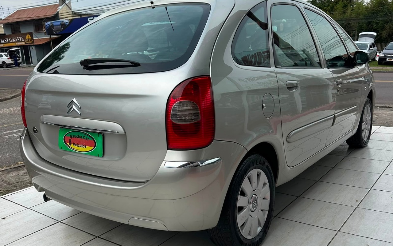 imagem-https://www.socarrao.com.br/sc-vehicle-images-prod/3105520/1786628798435-M2JkZTJlNmQtOGZmMS00N2RjLTgzYzAtM2EyNjUwOWUzYzZjLmpwZw.jpg