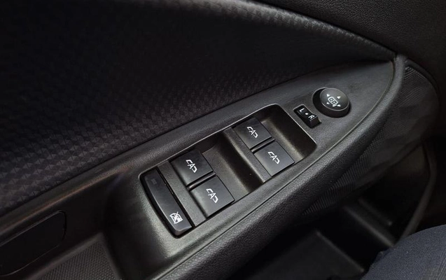 imagem-https://www.socarrao.com.br/sc-vehicle-images-prod/3105529/1786201988286-6622921_0_B_cc374315bf.jpeg