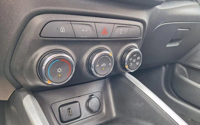 imagem-https://www.socarrao.com.br/sc-vehicle-images-prod/3105529/1786201988288-6622921_2_B_0690116f0f.jpeg
