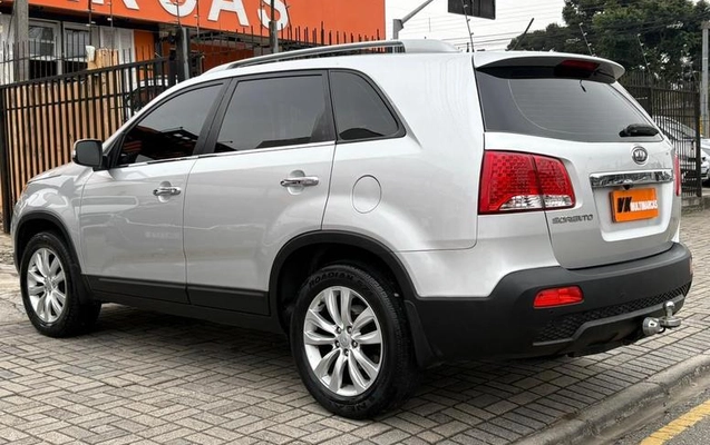 imagem-https://www.socarrao.com.br/sc-vehicle-images-prod/3105531/1786202055800-8229504_12_B_b9961dc8d1.jpeg