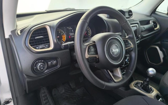 imagem-https://www.socarrao.com.br/sc-vehicle-images-prod/3105551/1789139732935-8284097_5_B_219eee8ce8.jpeg