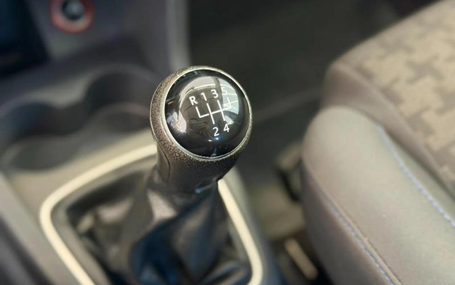 imagem-https://www.socarrao.com.br/sc-vehicle-images-prod/3105552/1789670070694-8290318_9_B_1de6491f3e.jpeg