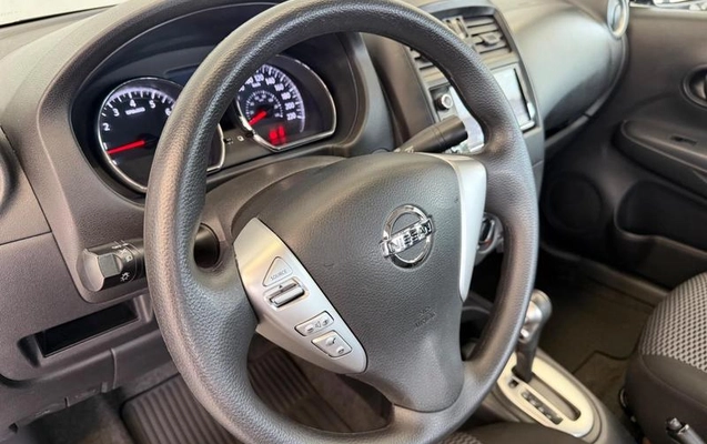 imagem-https://www.socarrao.com.br/sc-vehicle-images-prod/3105555/1789670148933-8314163_10_B_f22e3c9778.jpeg