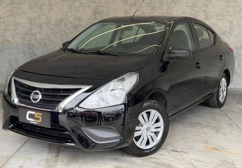 Nissan VERSA 2021 Preto — foto 1 de 3
