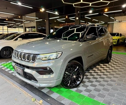 Jeep Compass 2022 Cinza — foto 1 de 3