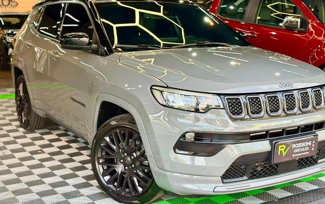 imagem-https://www.socarrao.com.br/sc-vehicle-images-prod/3105612/1789495678453-8360335_15_B_cd16dcff36.jpeg