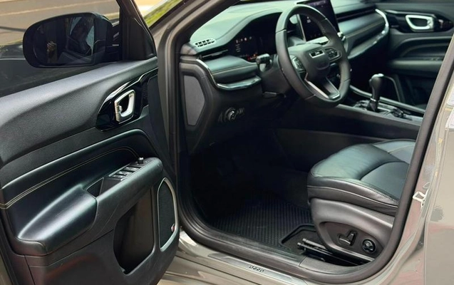 imagem-https://www.socarrao.com.br/sc-vehicle-images-prod/3105612/1789495678465-8360335_1_B_753c9c8e45.jpeg