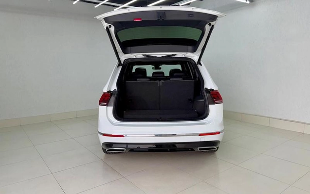 imagem-https://www.socarrao.com.br/sc-vehicle-images-prod/3105677/1787092609878-8362372_9_B_1fc32a503b.jpeg