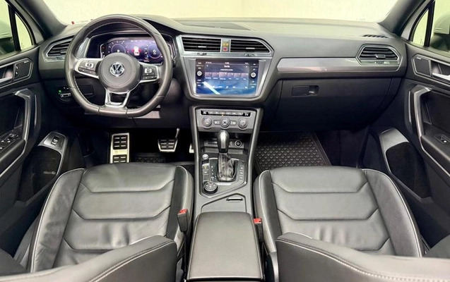 imagem-https://www.socarrao.com.br/sc-vehicle-images-prod/3105677/1787092609883-8362372_12_B_1bae0d9cbf.jpeg